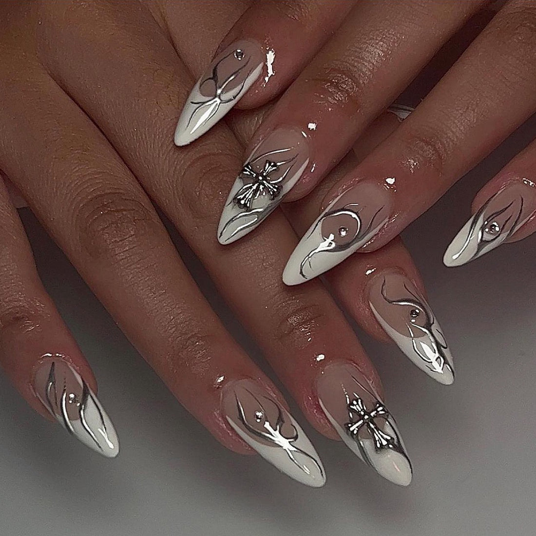 24 Pcs Light - Pink Silver - pattern Cross Nails