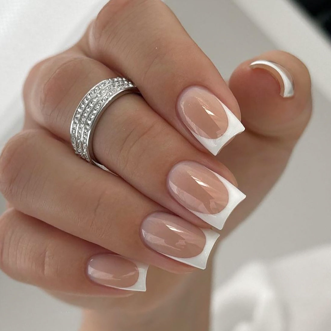 24 Pcs Simple White - edge French - style Nails